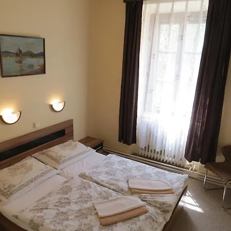 Cesky Dvur Hotel 3*